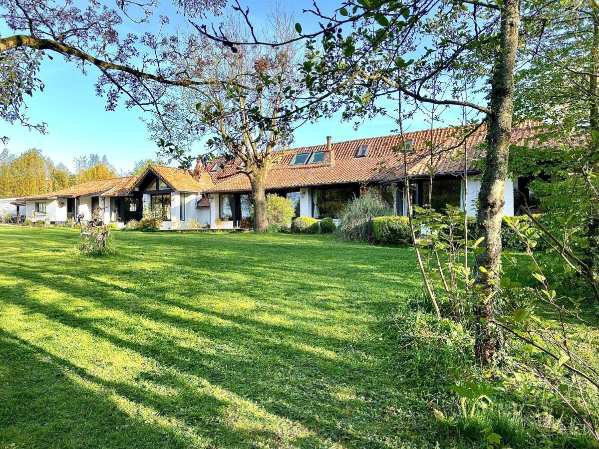 Un Matin De Mai Bed and Breakfast Verlincthun Exteriör bild